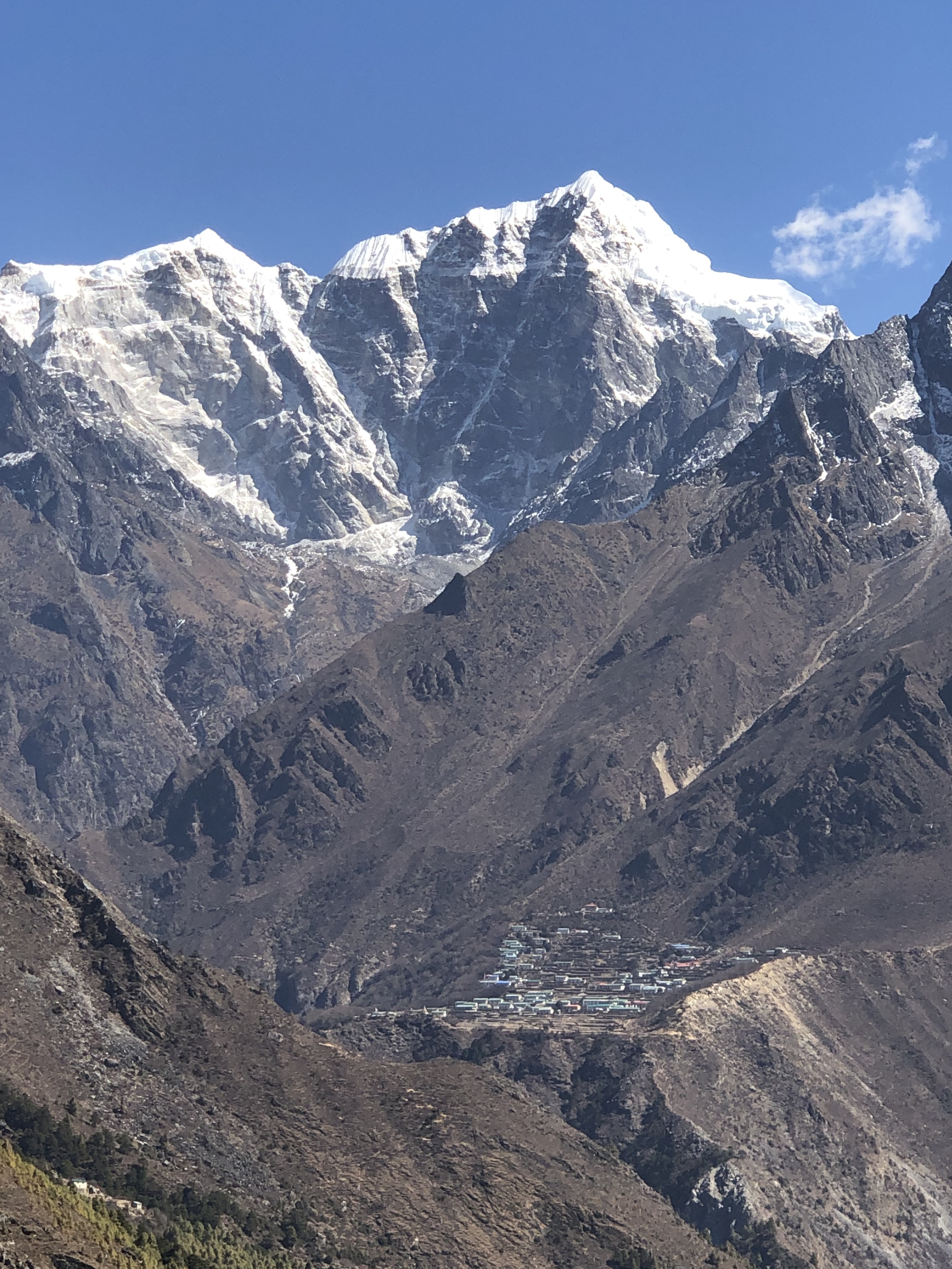 E718C417-BB77-48FB-923B-3E2E2D3DFC85